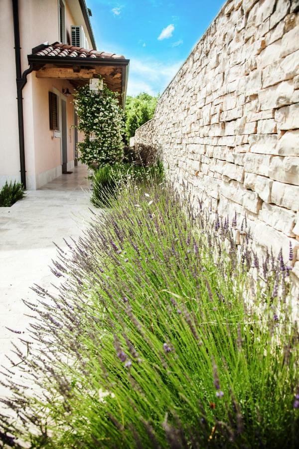 Apartment In Villa, Near Piran Струнян Екстериор снимка