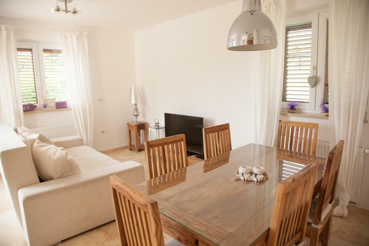 Apartment In Villa, Near Piran Струнян Екстериор снимка
